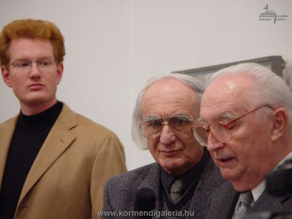 Csák Ferenc művészettörténész, Fóth Ernő festőművész, valamint Aszalós Endre művészettörténész megnyitják a kiállítást