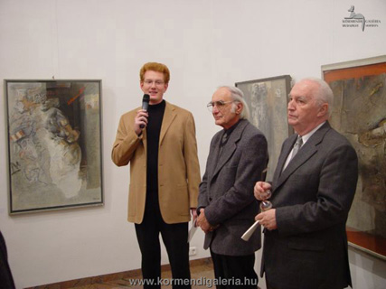 Csák Ferenc üdvözli a művészt
